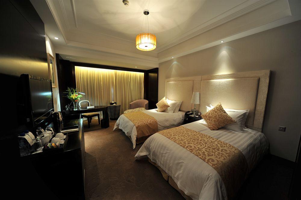 S&N Dalian Hotel Εξωτερικό φωτογραφία