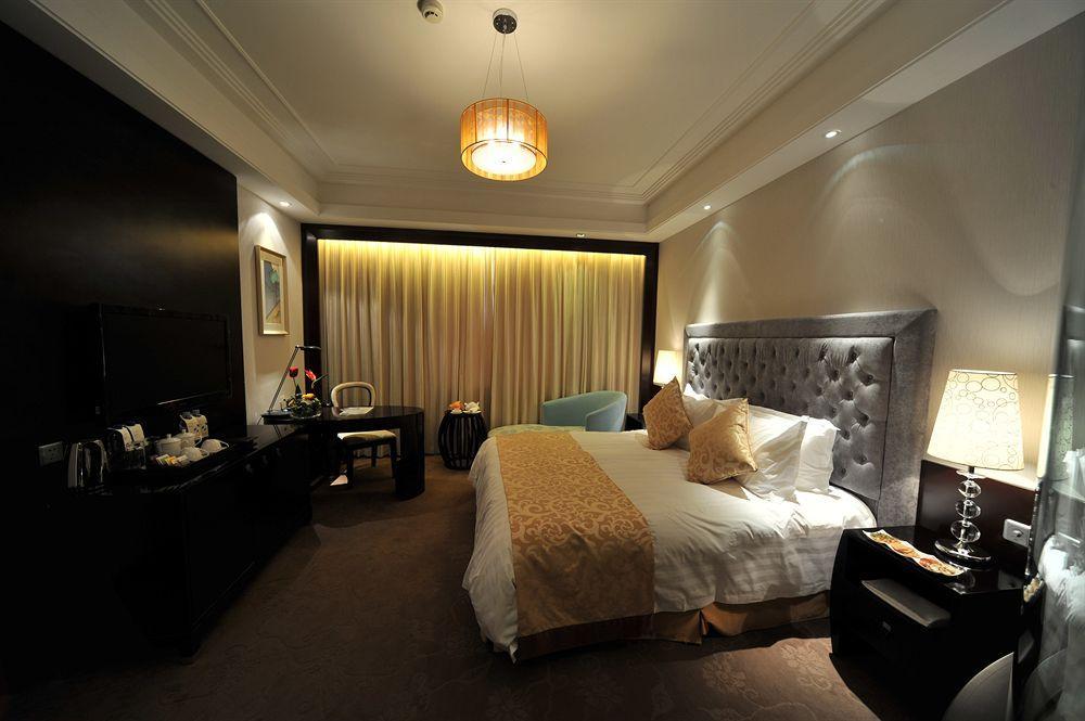 S&N Dalian Hotel Εξωτερικό φωτογραφία