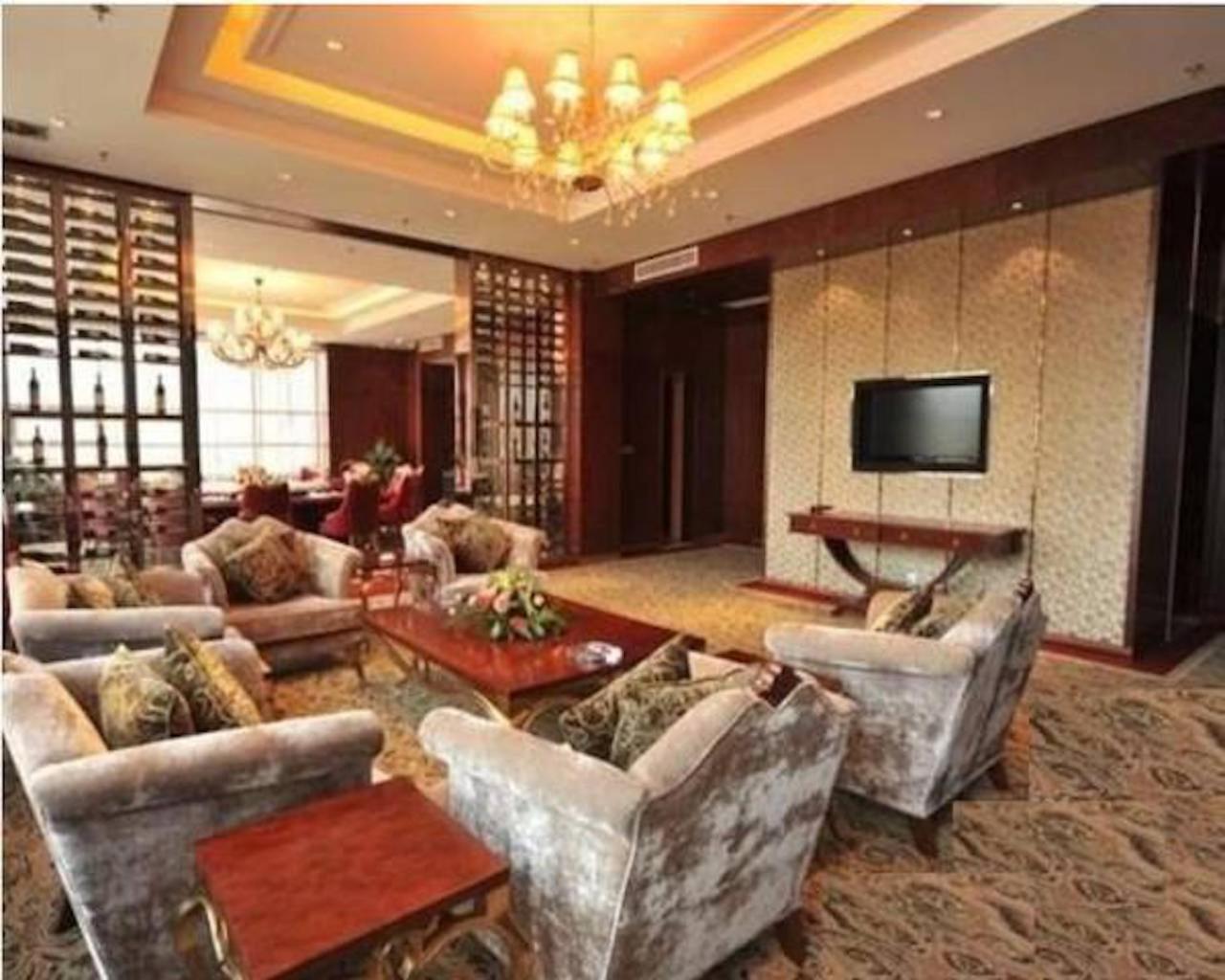 S&N Dalian Hotel Εξωτερικό φωτογραφία