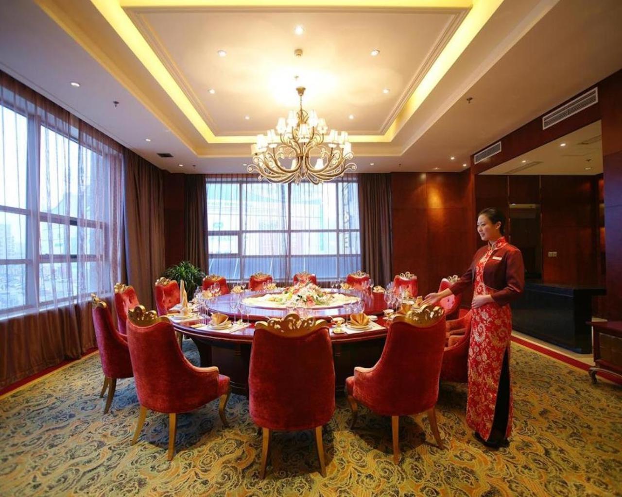 S&N Dalian Hotel Εξωτερικό φωτογραφία